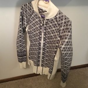 Athleta zip up sweater