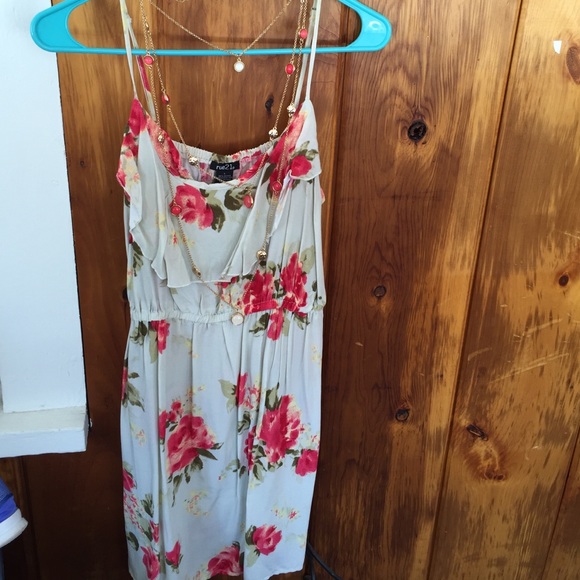 Dress (L) matching necklace