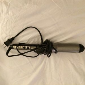 Conair Infiniti pro curling iron. For large curls