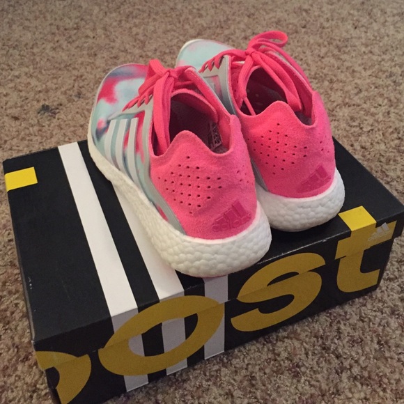 Adidas Boost - Picture 2 of 4