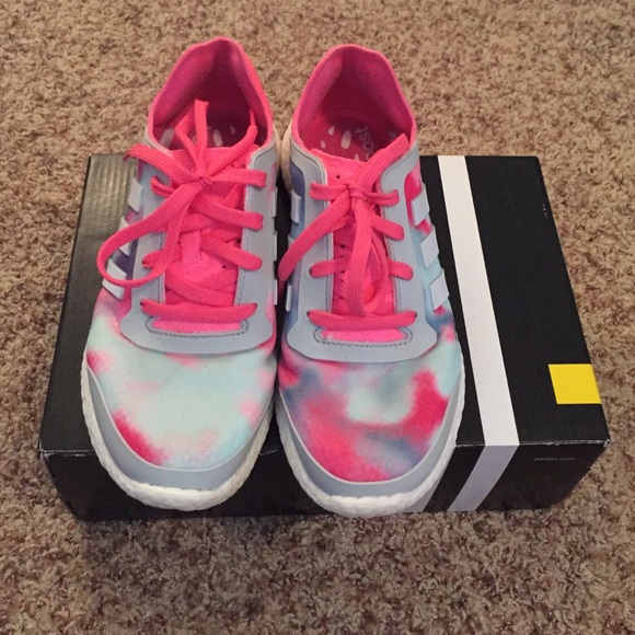 Adidas Boost - Picture 3 of 4