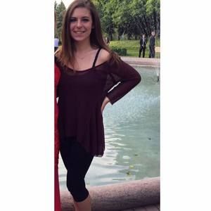 Meet your Posher, Danielle