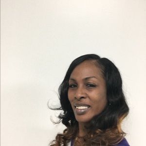 Meet your Posher, Valerie