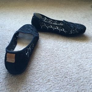 Aldo lace flats