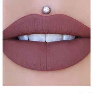 JEFFREE STAR Velour Liquid Lipstick -- ANDROGYNY!