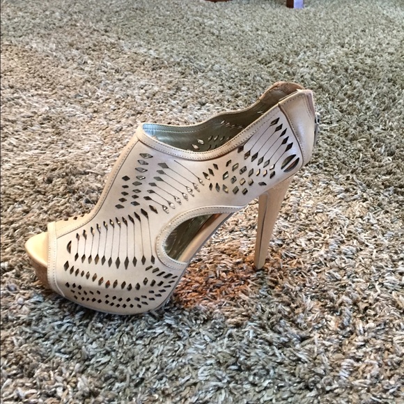 Carlos bootie