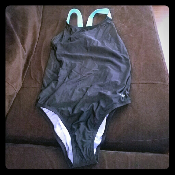 Women's bathing suit