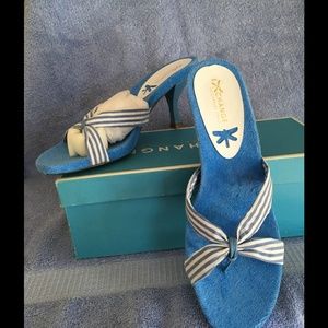 New Exchange by Charles David Sandals