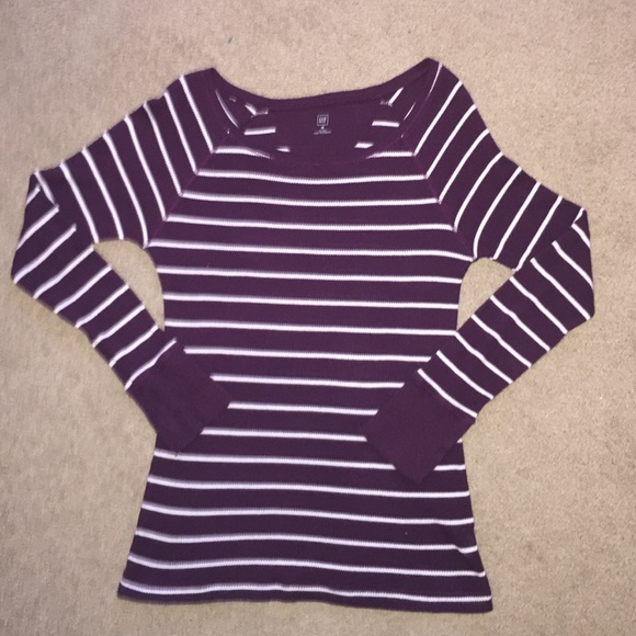 Ladies Gap size Medium thermal top