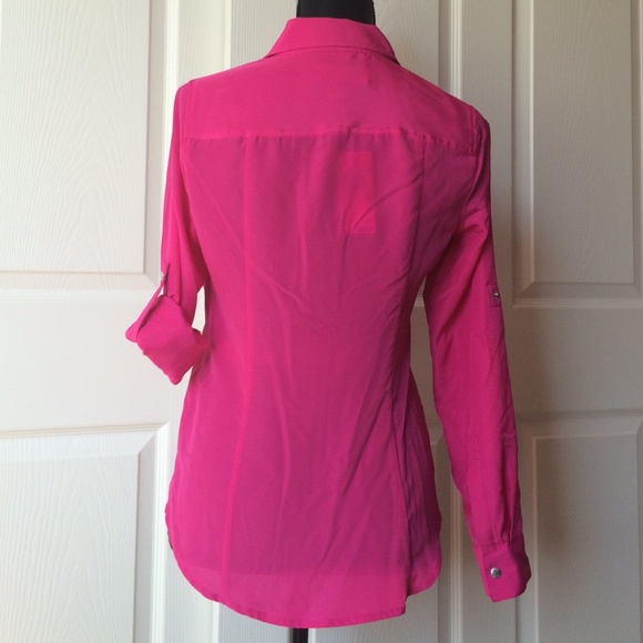 MICHAEL KORS ZIP-FRONT FUCHSIA COLOR BLOUSE. - Picture 3 of 4