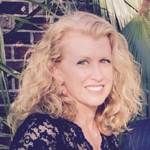 Meet your Posher, Ellen