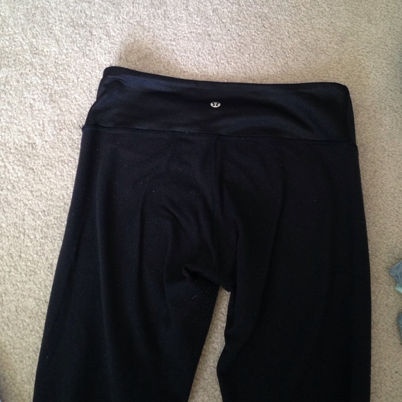 Black lulus
