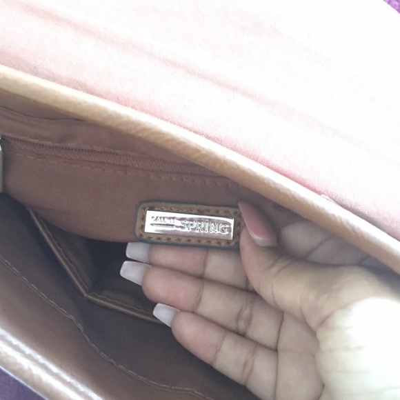 Beautiful floral call it spring bag - Picture 3 of 3