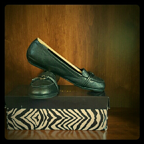 Dana Buchman Collection, Loafers