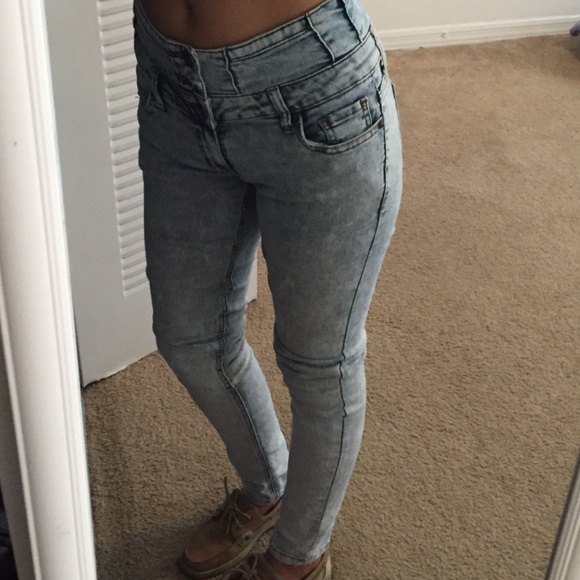 Jeans - Picture 2 of 2