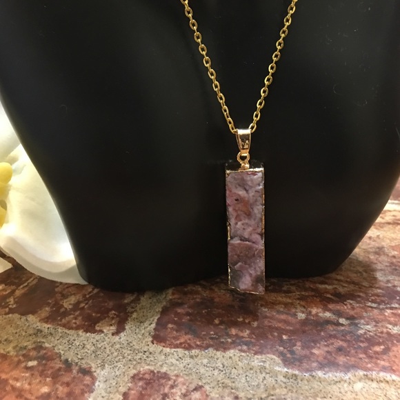 🌸Natural Stone Purple Necklace🌸 - Picture 2 of 4