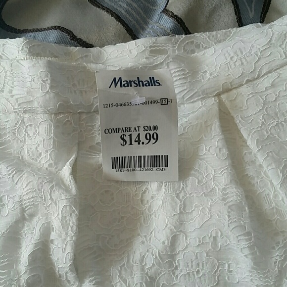 Marshall lace white shorts - Picture 2 of 2