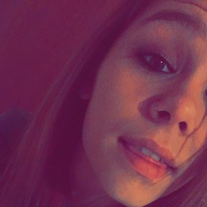 Meet your Posher, Faith