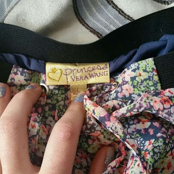 Floral princess vera wang skirt - Picture 2 of 3