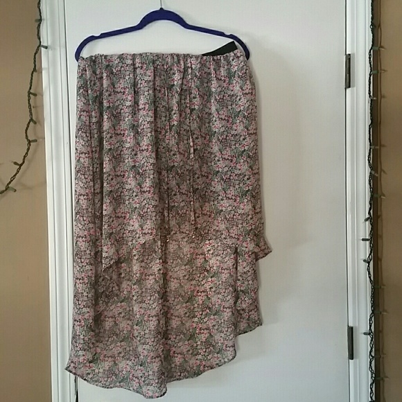 Floral princess vera wang skirt - Picture 3 of 3