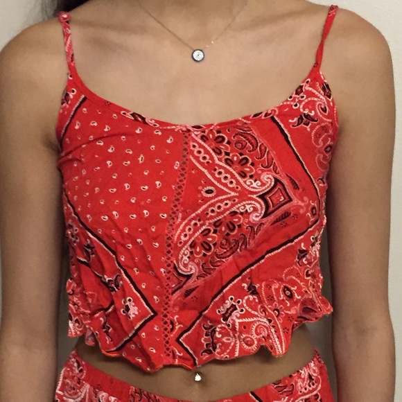 Crop top