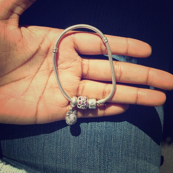 Pandora bracelet !!!🎀