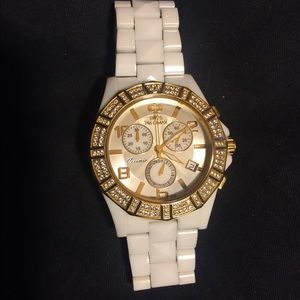 CLOSET CLOSING!! Beautiful watch