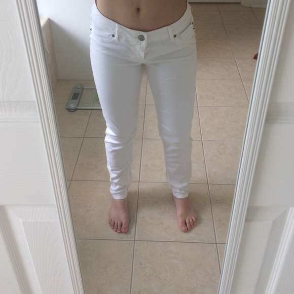 Pearly white perfect condition jeans!