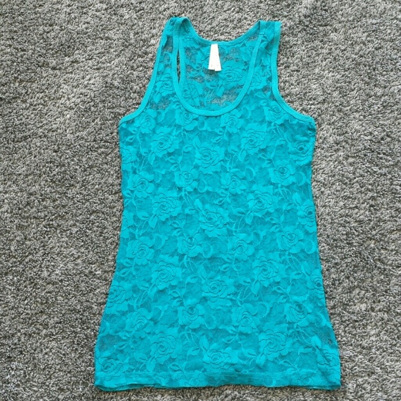 Blue tace tank