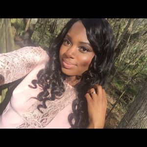 Meet your Posher, Sandy