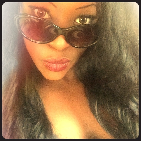 Jet black lucky girl brand Sunglasses