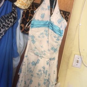 Beautiful dress for any occasion