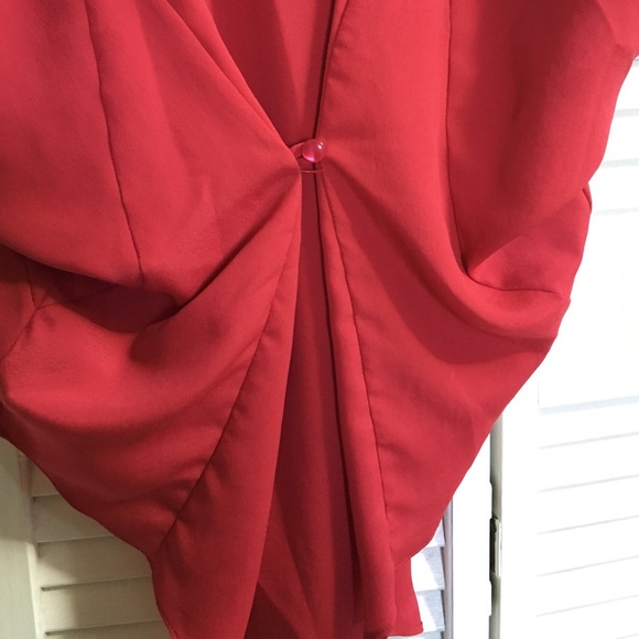 Cute summer top - Picture 2 of 2