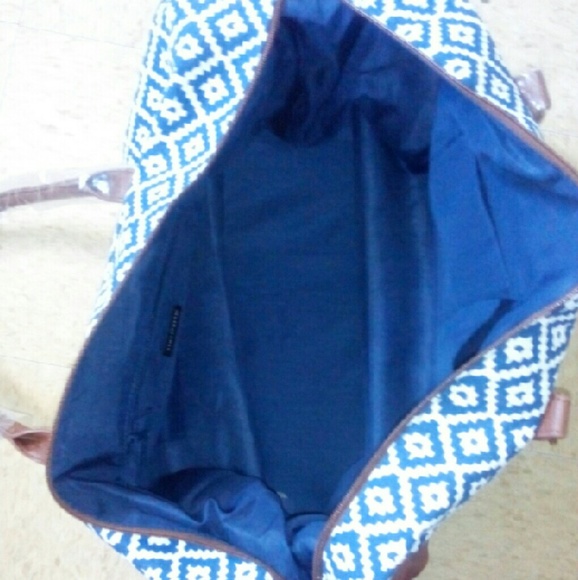 "City Traveler" Weekend Bag - Picture 4 of 4