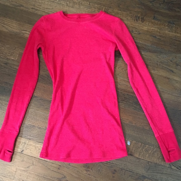 Long sleeve fitted top
