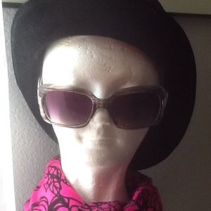 Meet your Posher, Martha