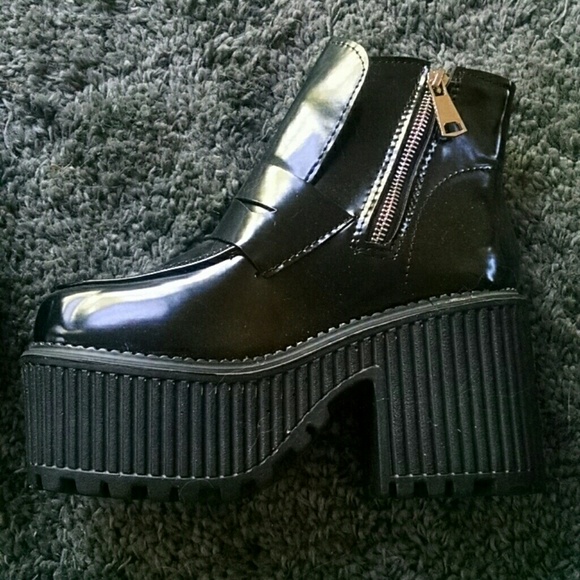 Black boots