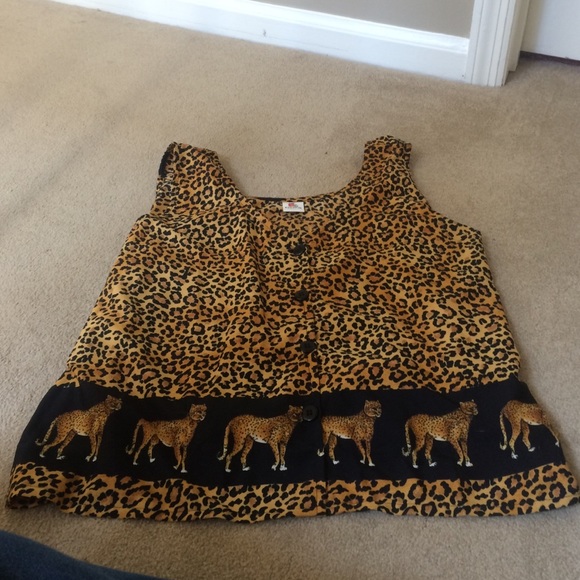 Size M or larger Small Animal Print top - Picture 1 of 4