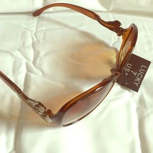 Brown sunglasses