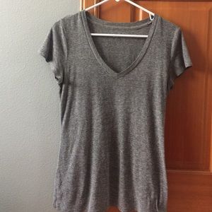Gap tee