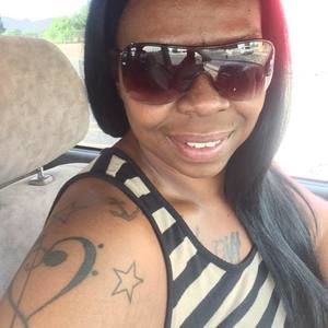 Meet your Posher, Charvette