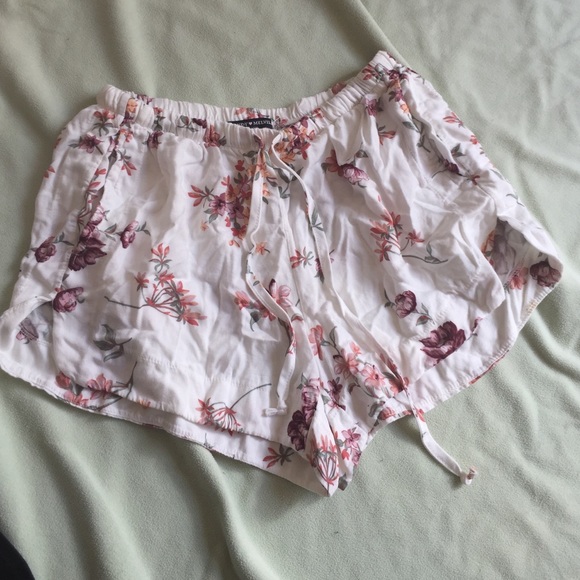 Brandy Melville lounge shorts