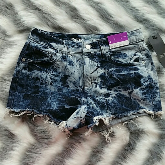 Mossimo Supply Co. Pants - Mossimo cut-off shorts NWT