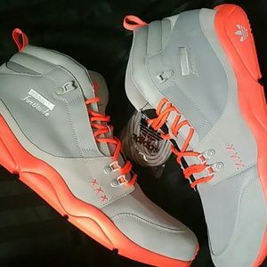 FINAL Adidas Originals Men's Mid Sneakers