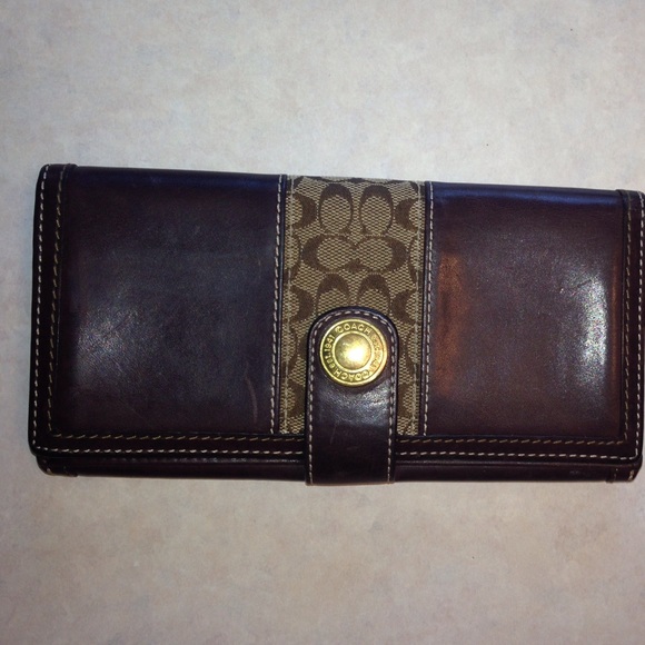 Coach wallet