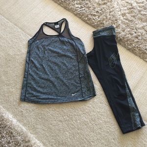 Nike Animal Print Capri Tank Bundle sz M