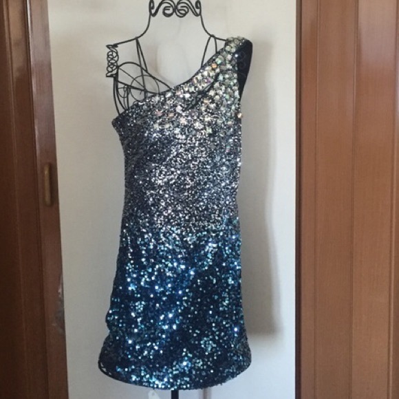 David & Johnny Sequin One Shoulder Dress 9/10 - Picture 6 of 8