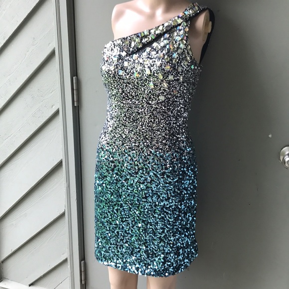 David & Johnny Sequin One Shoulder Dress 9/10 - Picture 4 of 8