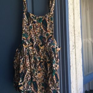 Super cute paisley romper! 💕✨💕