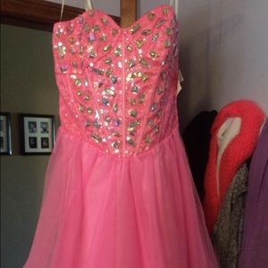 Pink short prom dress